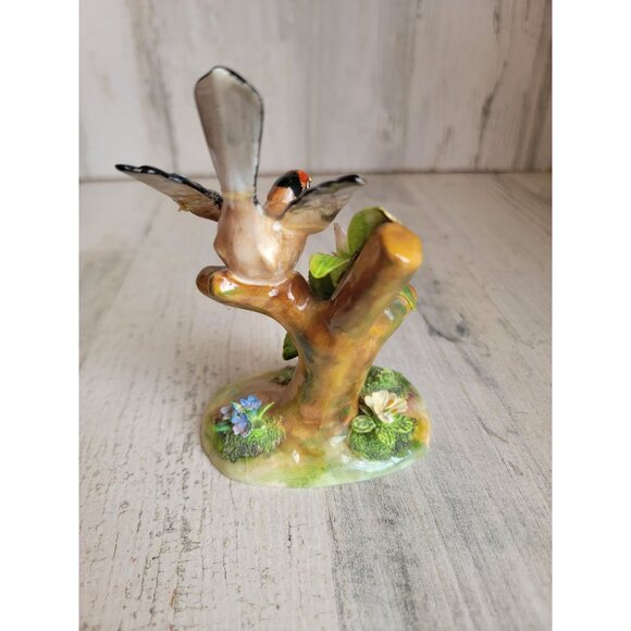 Staffordshire Goldfinch AS IS bone china figure - Picture 5 of 10